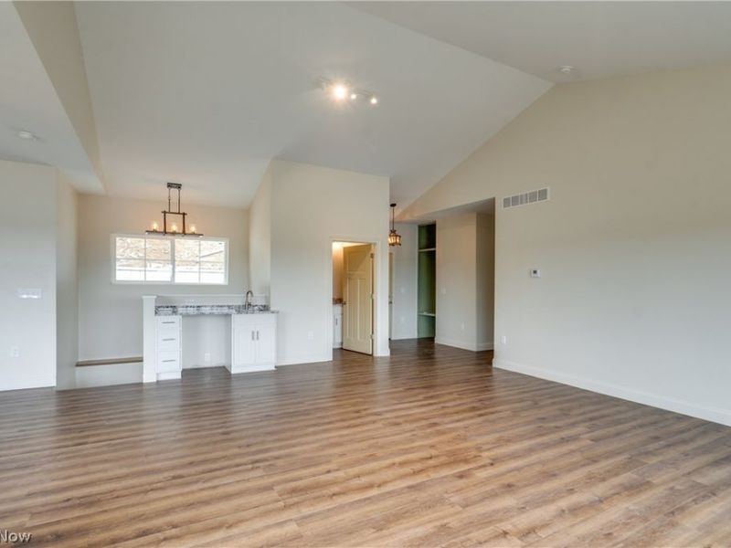 15 Huron Trail, Malvern, OH 44644 Photo 22
