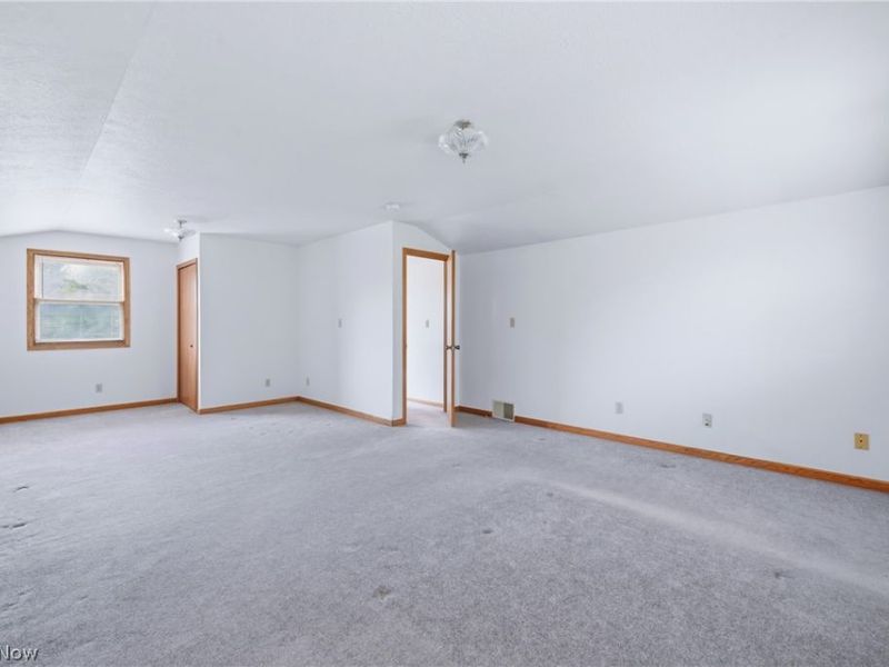 4864 N Park Avenue, Warren, OH 44483 Photo 36