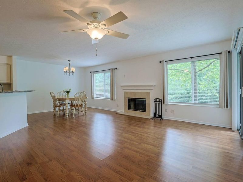 2118 Castlebar Court, Unit 104, Crescent Springs, KY 41017 Photo 5