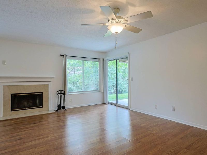 2118 Castlebar Court, Unit 104, Crescent Springs, KY 41017 Photo 8