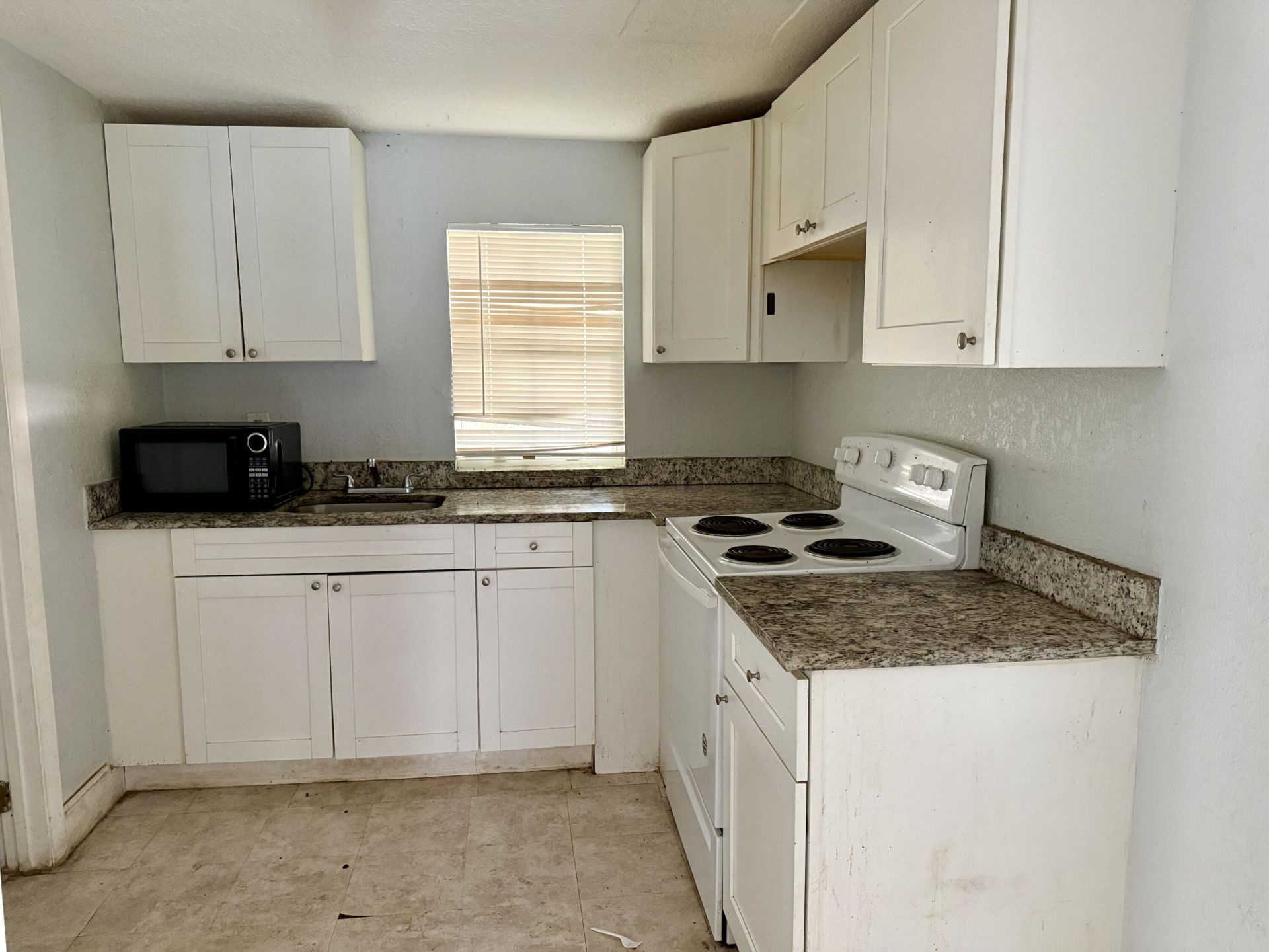 1108 State Street, West Palm Beach, FL 33407 Photo