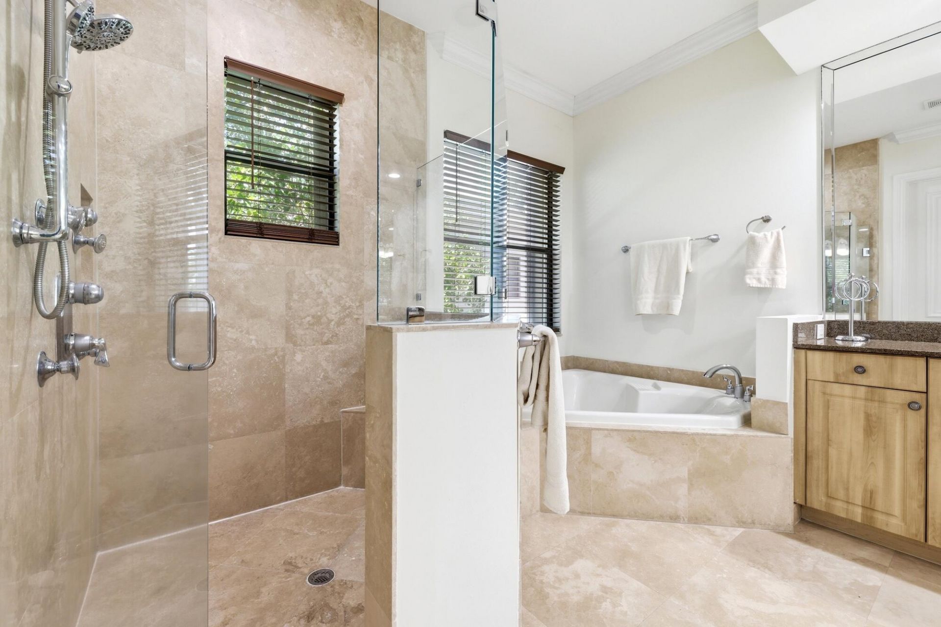 10594 Versailles Boulevard, Wellington, FL 33449 Photo