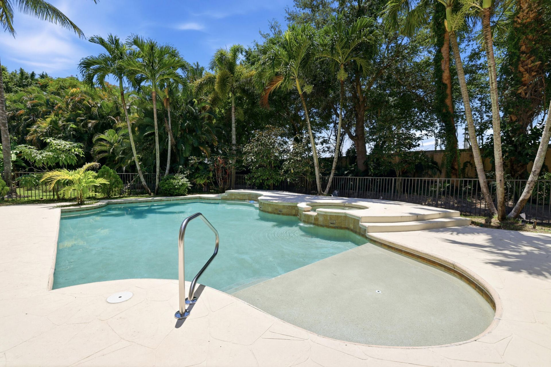 10594 Versailles Boulevard, Wellington, FL 33449 Photo