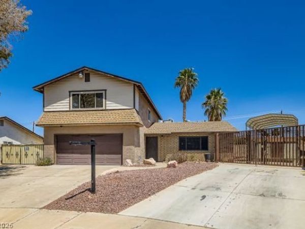 733 Strawberry Place , Henderson, NV 89002