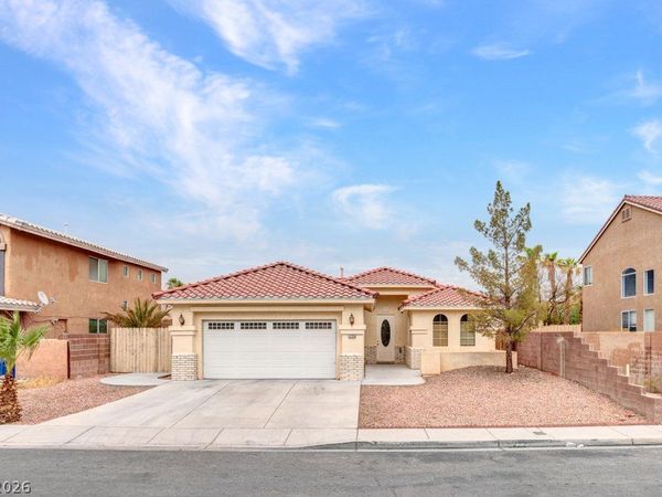3726 Climbing Rose Street, Las Vegas, NV 89147