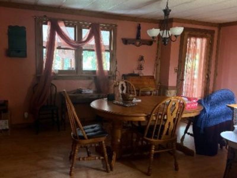 900 Dugan Road, Belpre, OH 45714 Photo 3