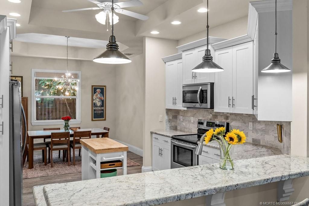 1015 SW Flora Belle Lane, Stuart, FL 34994 Photo