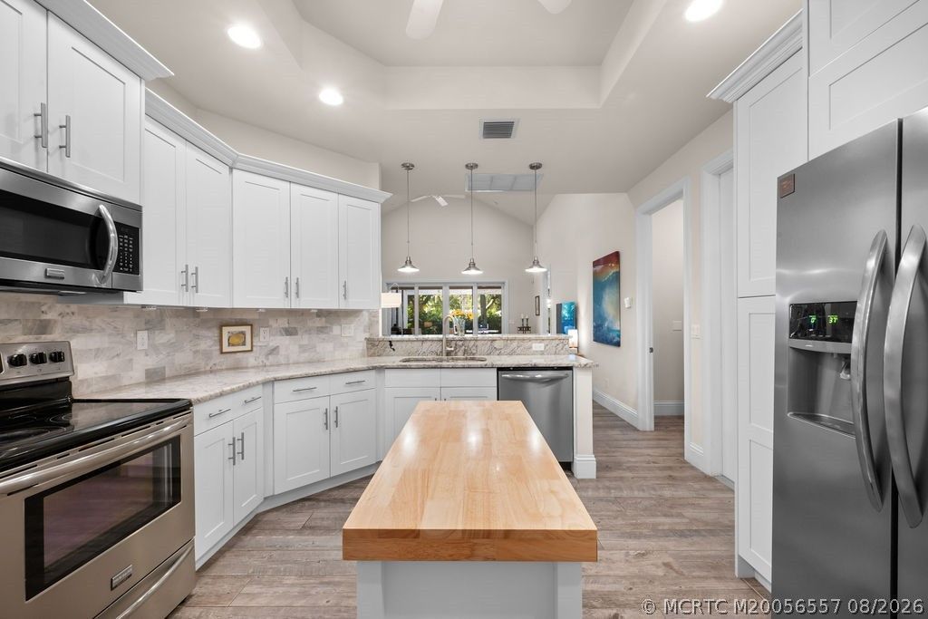 1015 SW Flora Belle Lane, Stuart, FL 34994 Photo