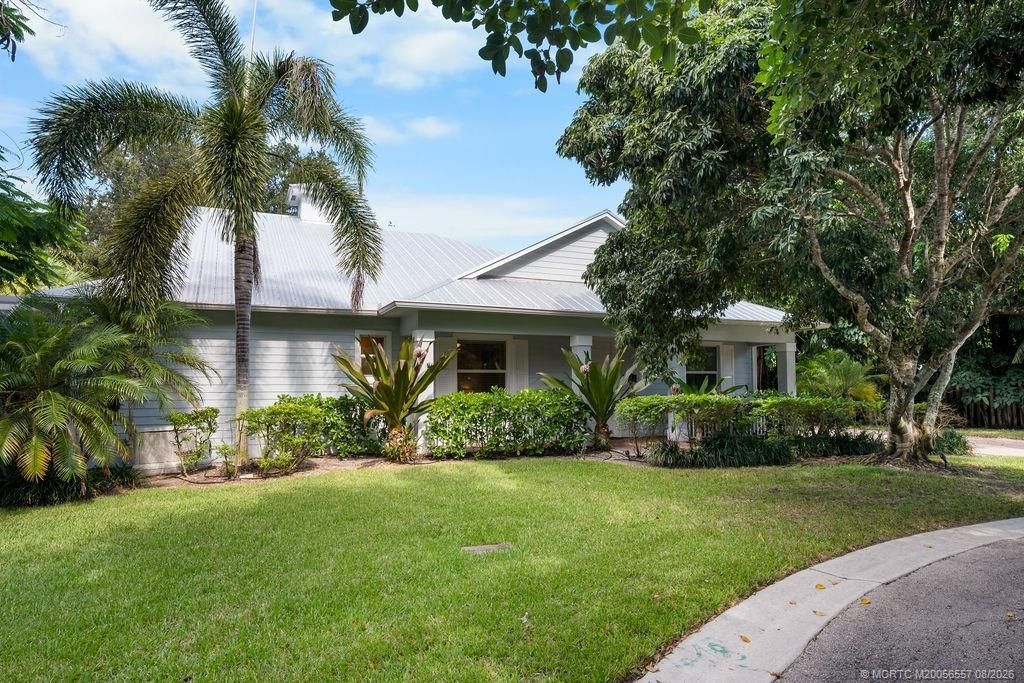 1015 SW Flora Belle Lane, Stuart, FL 34994 Photo