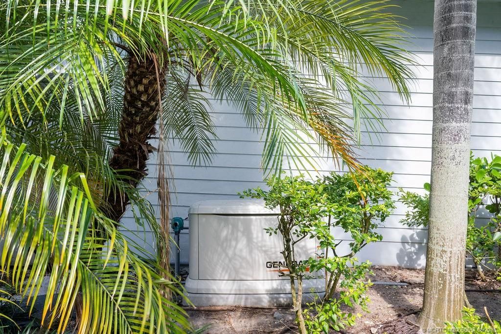 1015 SW Flora Belle Lane, Stuart, FL 34994 Photo