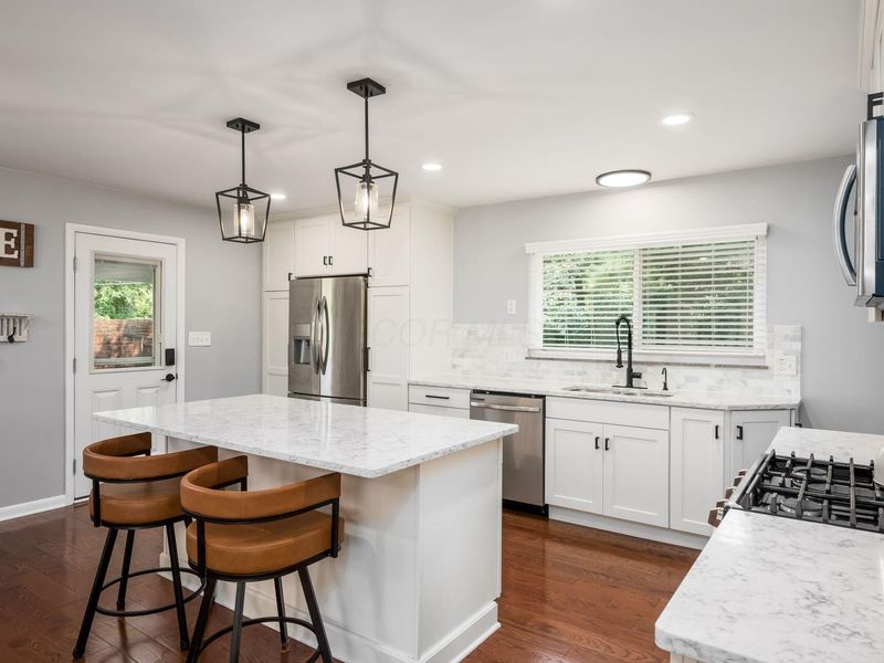 2215 Woodstock Road, Columbus, OH 43221 Photo 7