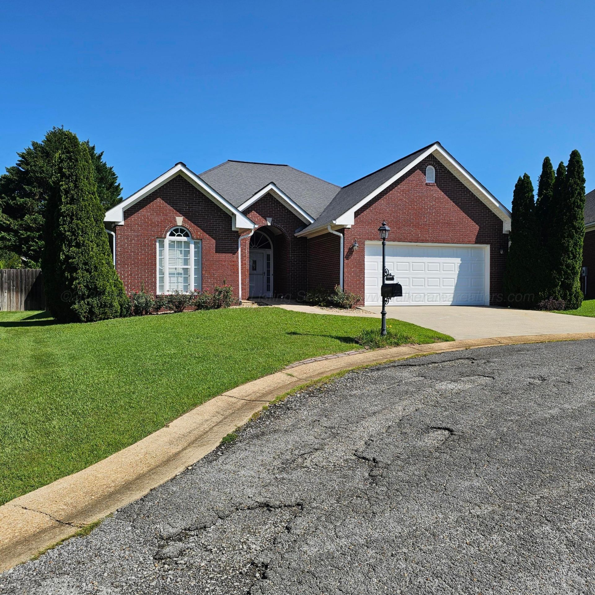107 Oxford Ln, Winfield, AL 35594 Main Photo