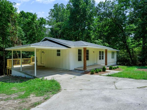 601 SHARON Blvd, Dora, AL 35062