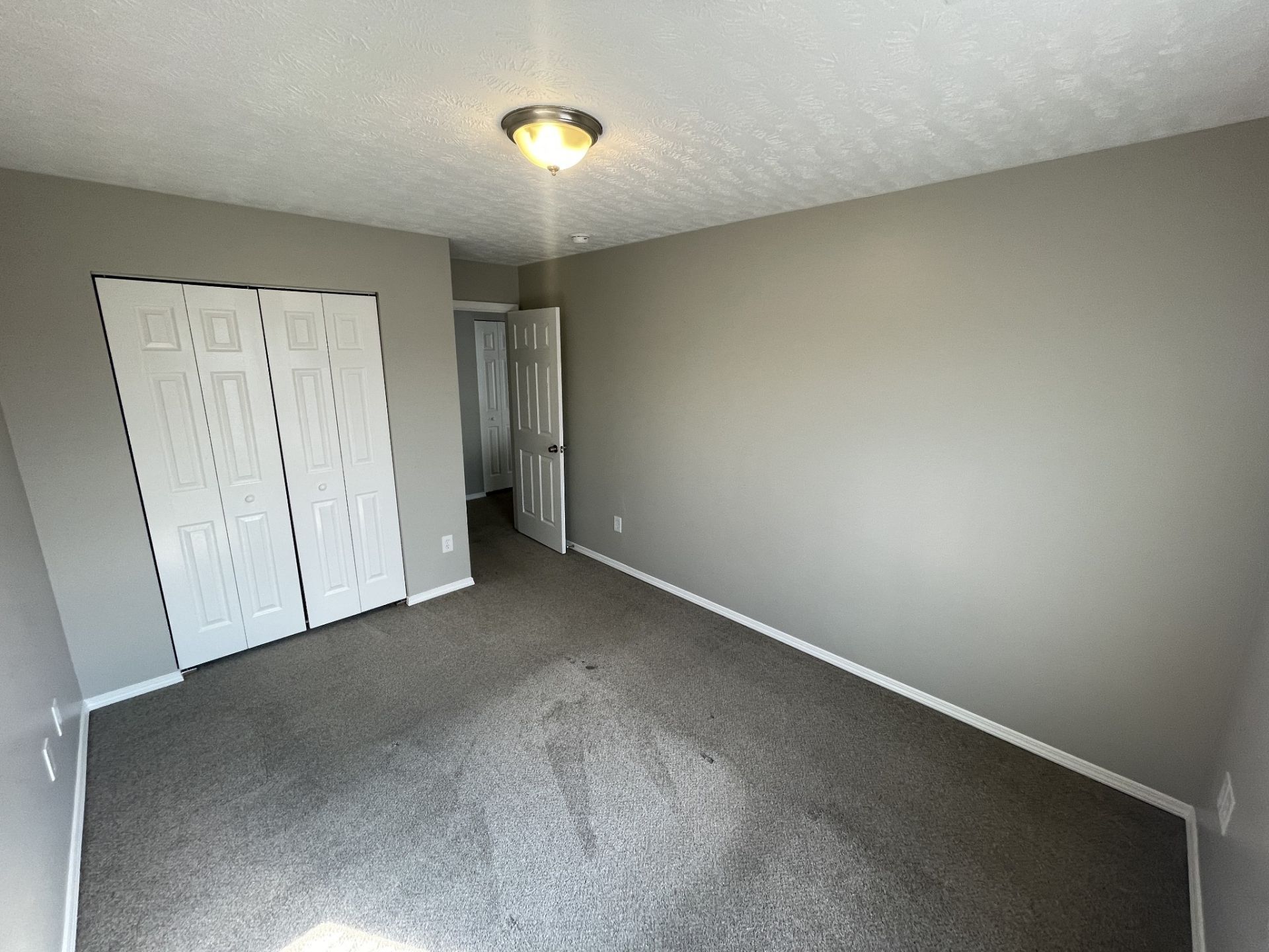 2872 Creekbend Dr, Nashville, TN 37207 Main Photo