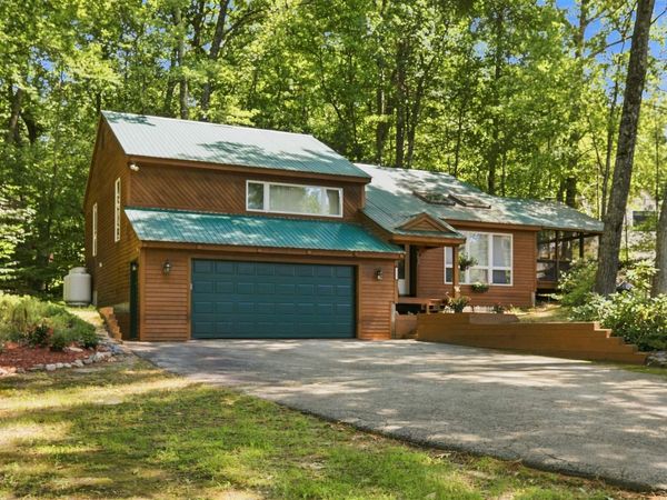 169 Beechnut Drive, Conway, NH 03860