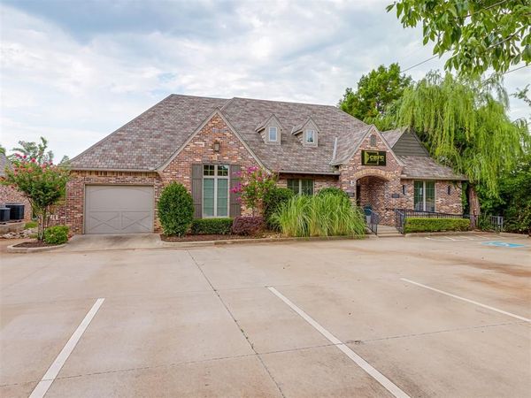 2232 Bridgeview Boulevard, Edmond, OK 73003