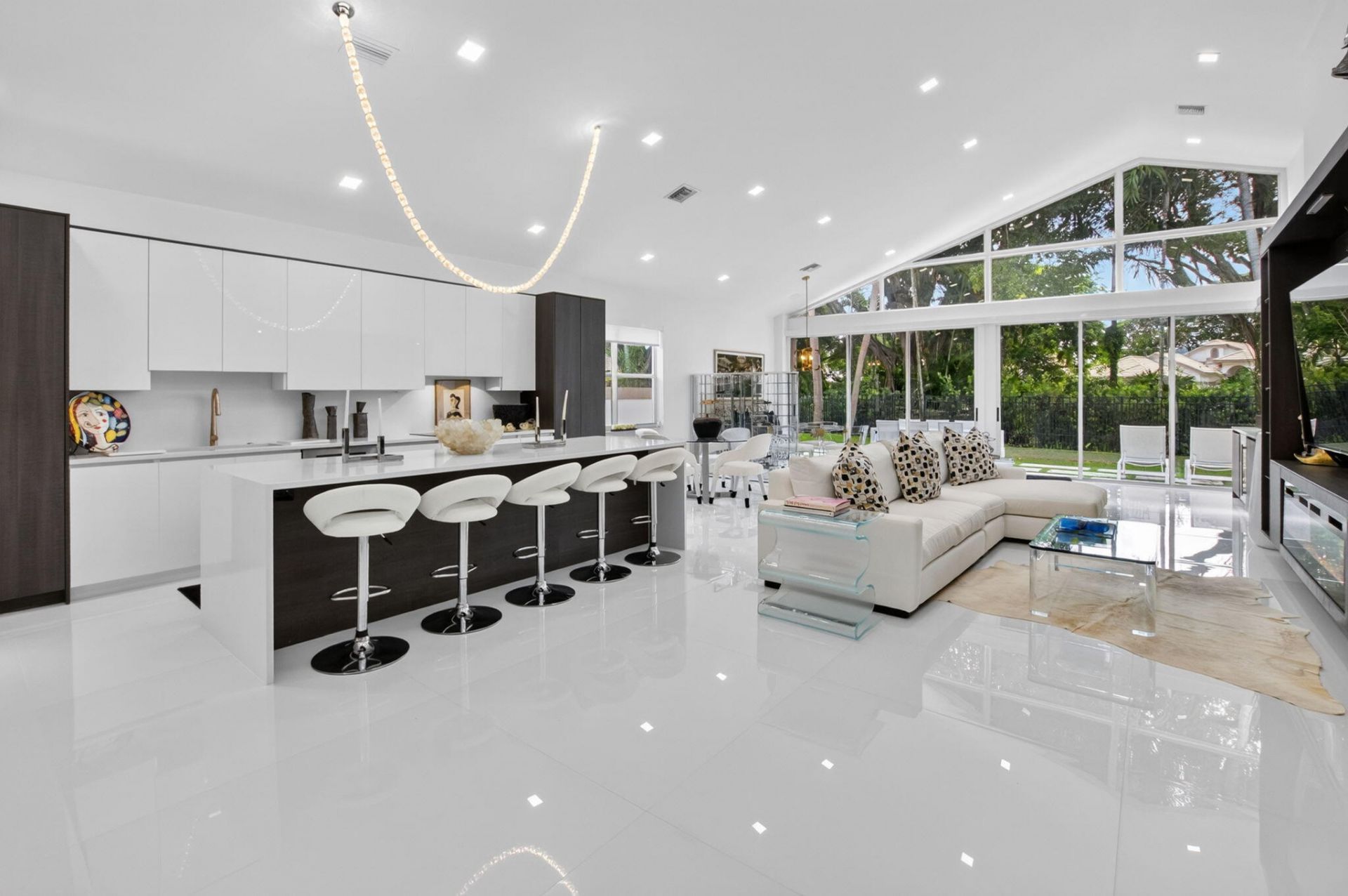 5372 NW 21st Avenue, Boca Raton, FL 33496 Photo