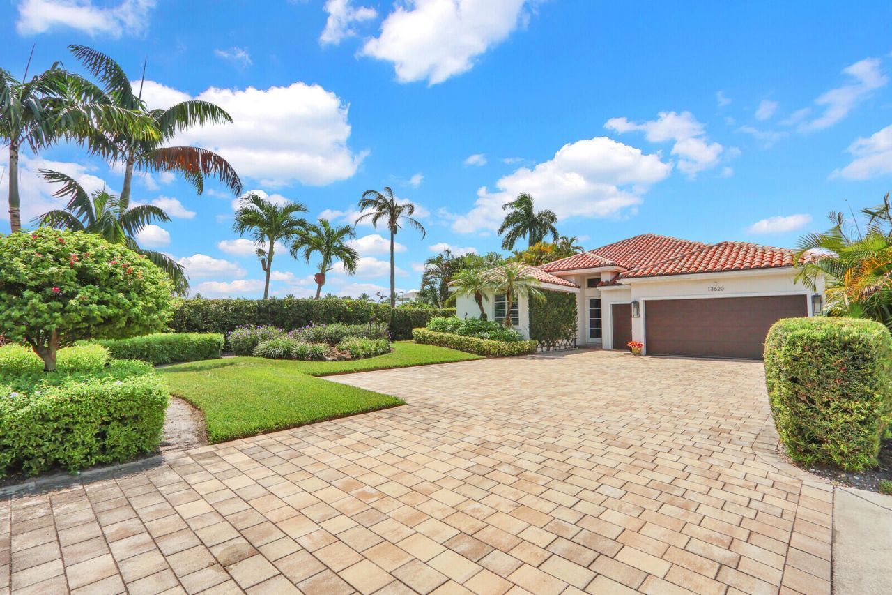 13620 Verde Drive, Palm Beach Gardens, FL 33410 Photo