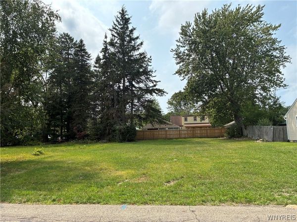 5834 West Lane , Lake View, NY 14085