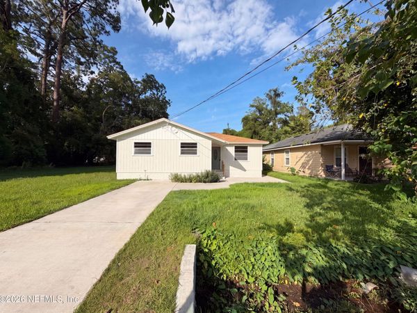 8943 3RD Avenue, Jacksonville, FL 32208