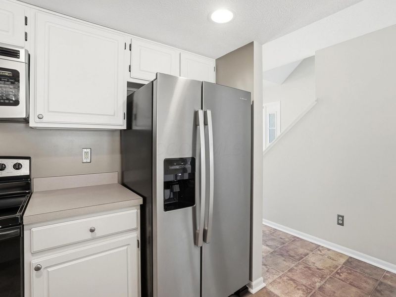 662 Lakeview Drive S, Unit 27, Grove City, OH 43123 Photo 19
