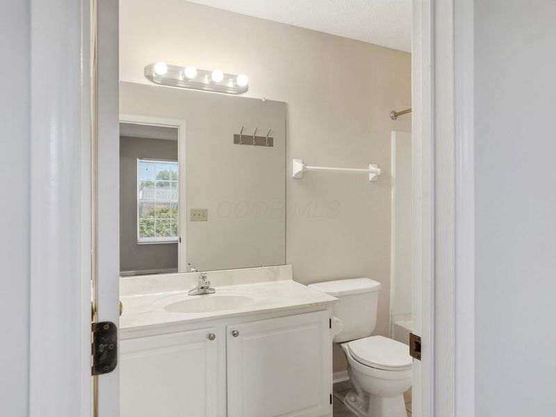 662 Lakeview Drive S, Unit 27, Grove City, OH 43123 Photo 33