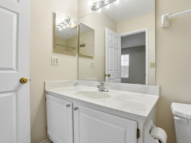 662 Lakeview Drive S, Unit 27, Grove City, OH 43123 Photo 34