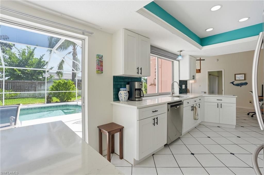 3809 SE 10th Ave, Cape Coral, FL 33904 Photo