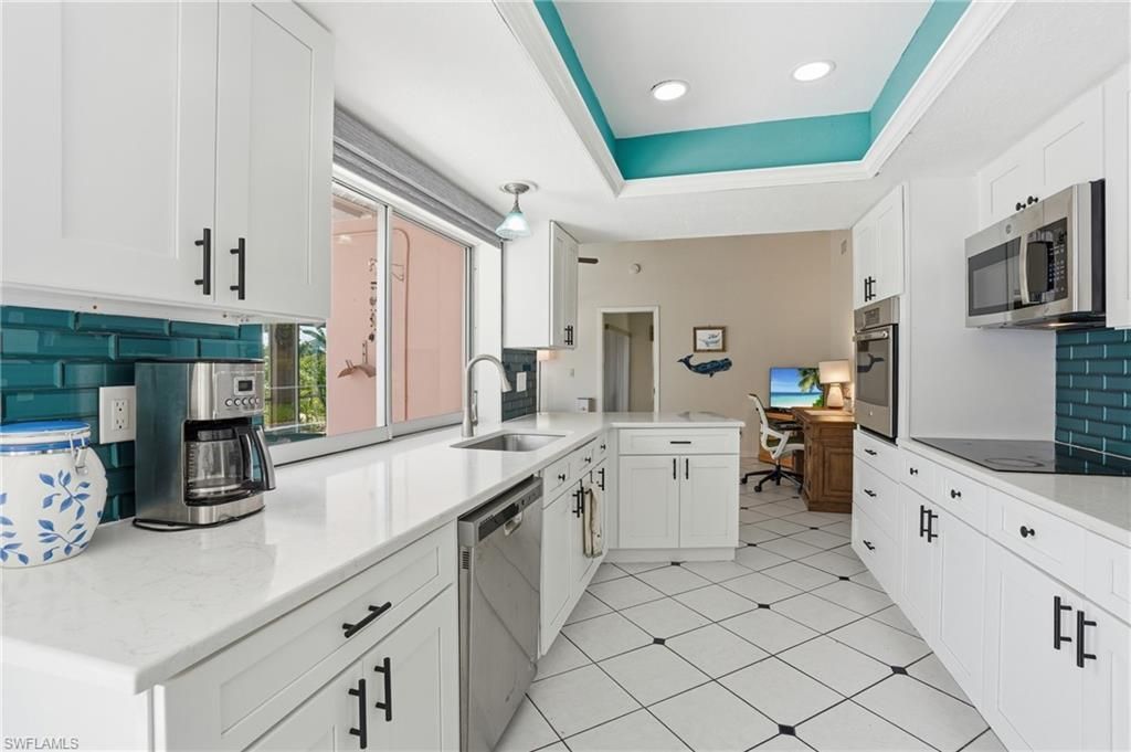 3809 SE 10th Ave, Cape Coral, FL 33904 Photo