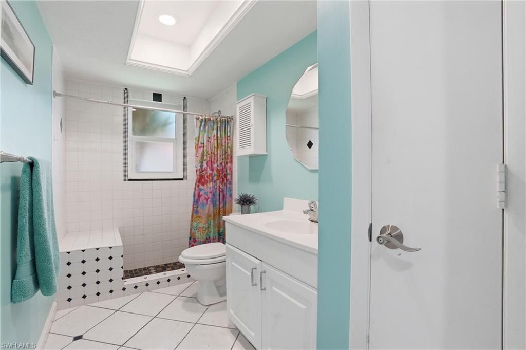 3809 SE 10th Ave, Cape Coral, FL 33904 Photo