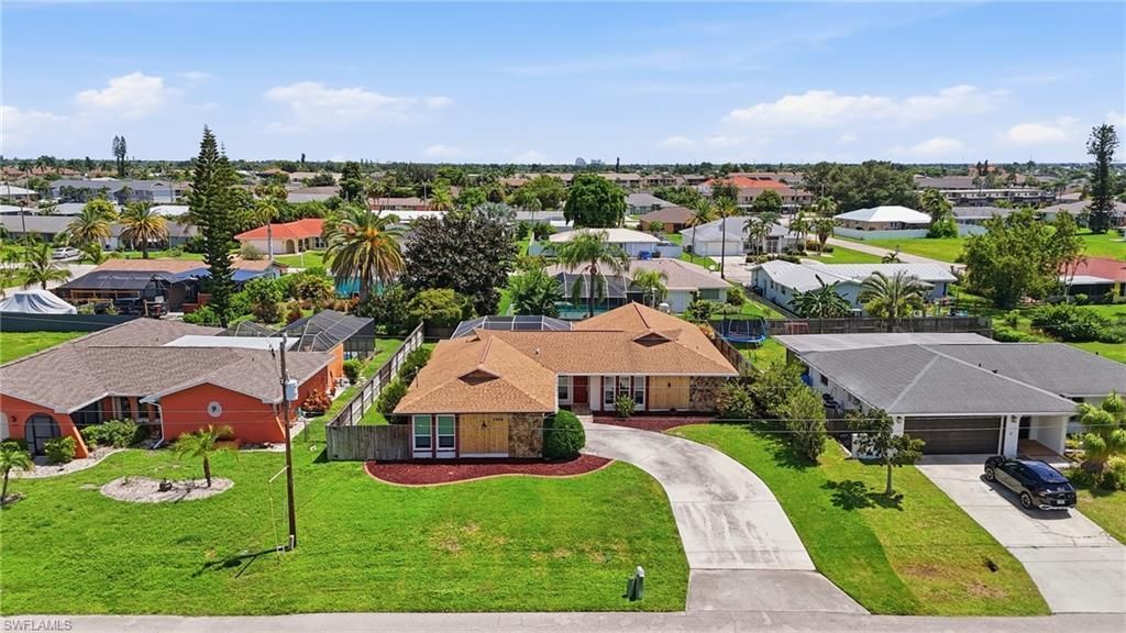 3809 SE 10th Ave, Cape Coral, FL 33904 Photo