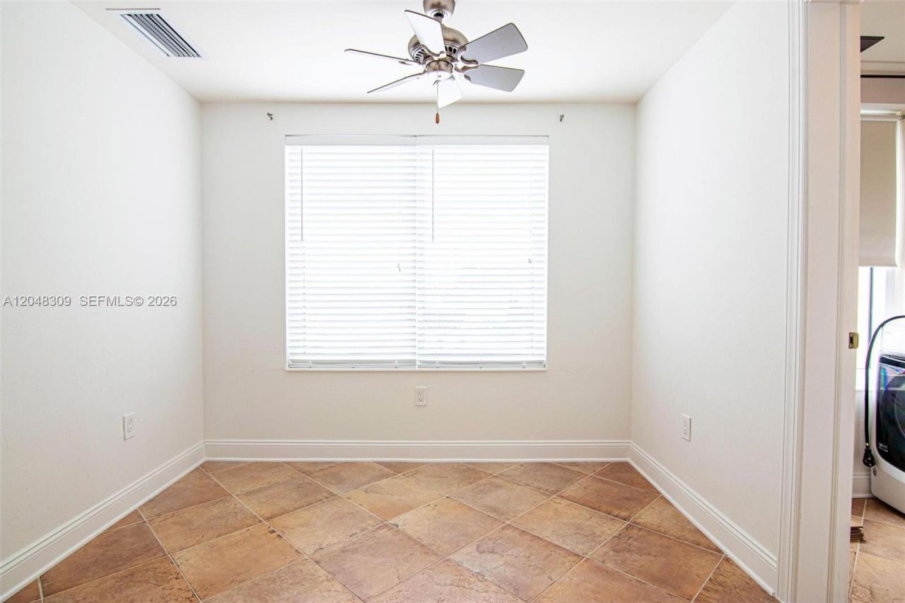 2743 1st St , Unit 406, Fort Myers, FL 33916 Photo