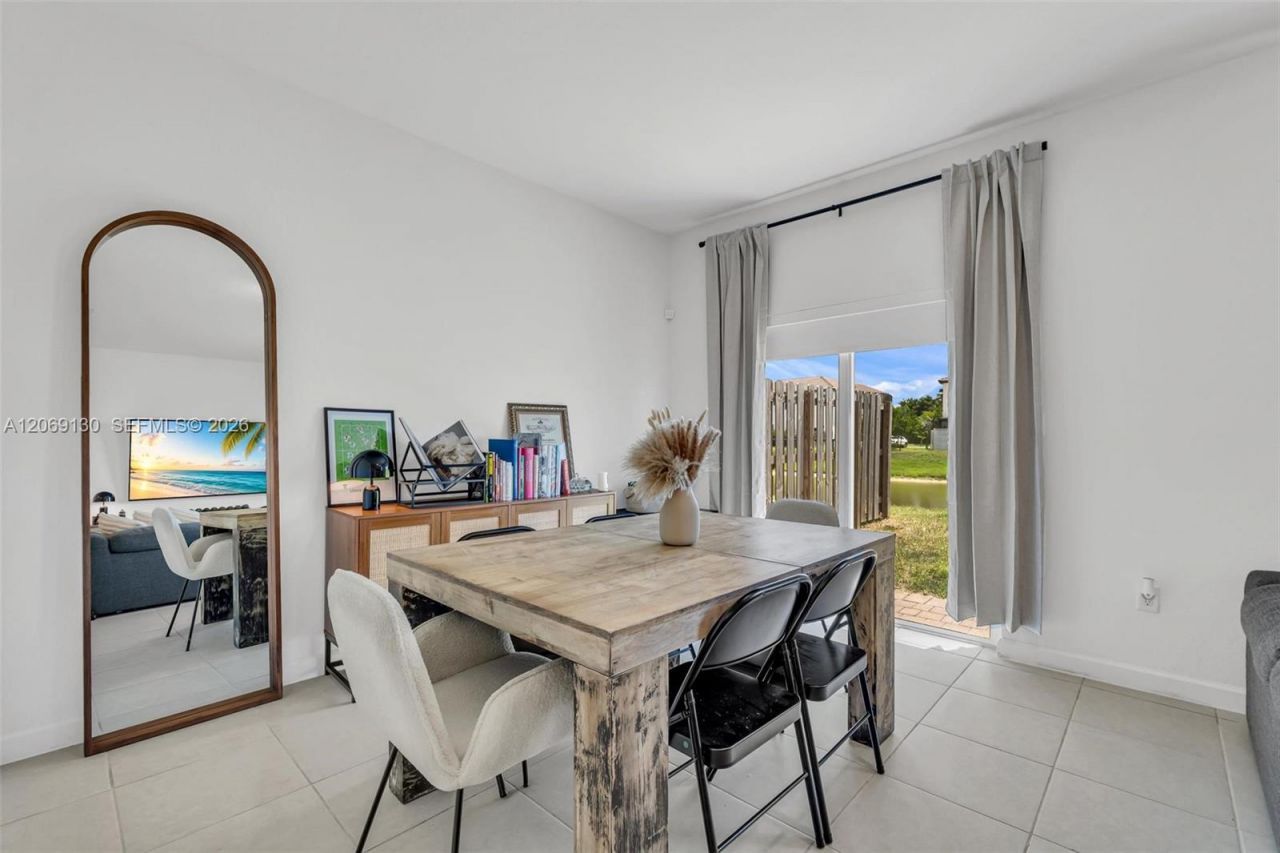 12613 NW 23rd Pl, Miami, FL 33167 Photo