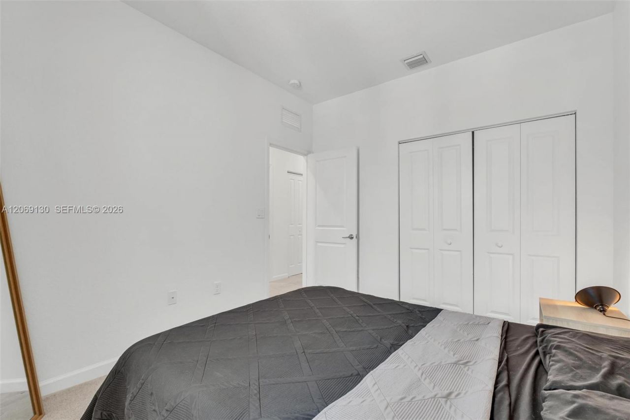 12613 NW 23rd Pl, Miami, FL 33167 Photo