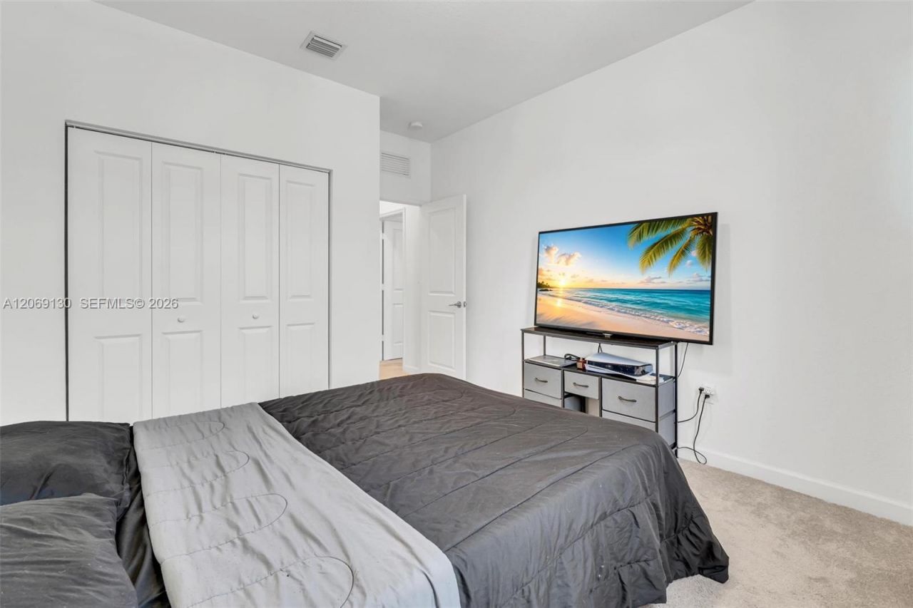 12613 NW 23rd Pl, Miami, FL 33167 Photo