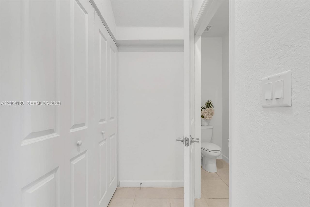 12613 NW 23rd Pl, Miami, FL 33167 Photo