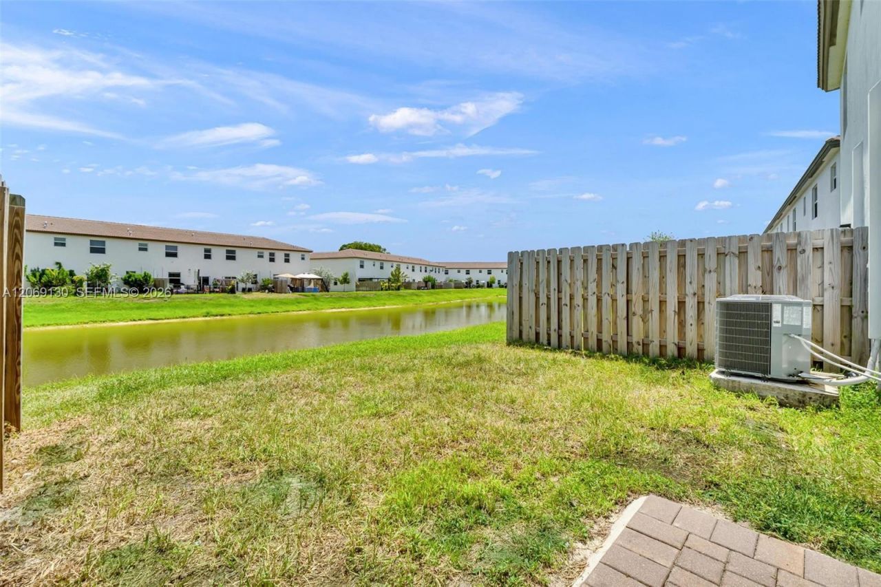 12613 NW 23rd Pl, Miami, FL 33167 Photo