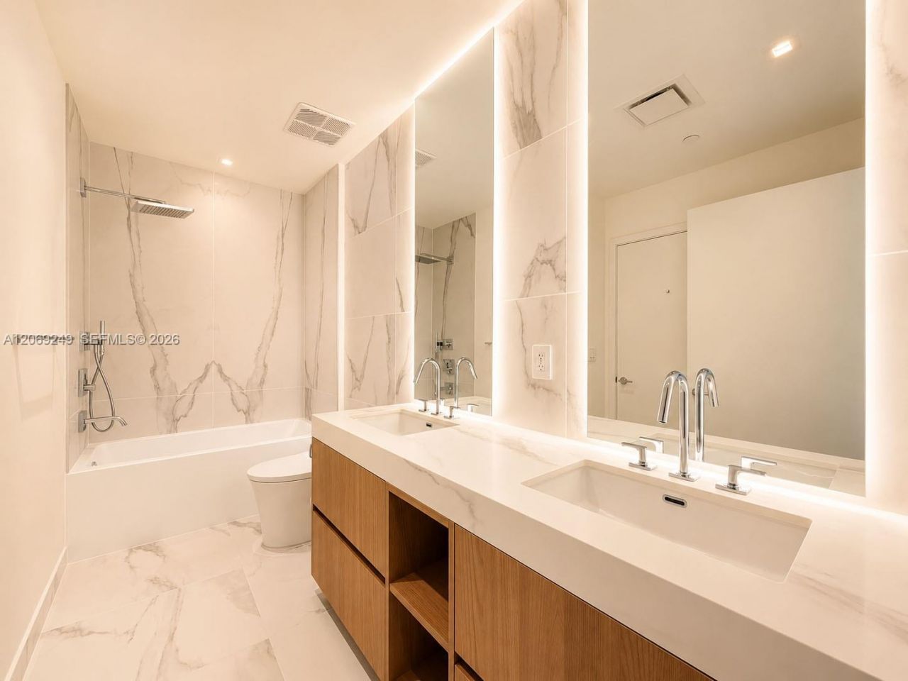 1400 Biscayne Blvd, Unit 1807, Miami, FL 33132 Photo