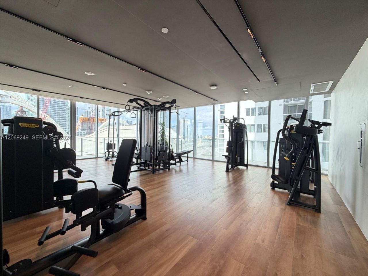 1400 Biscayne Blvd, Unit 1807, Miami, FL 33132 Photo