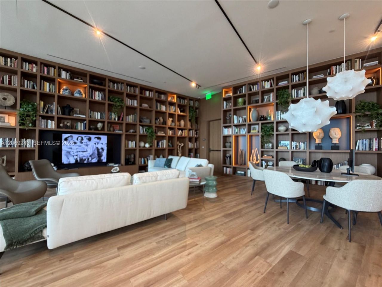 1400 Biscayne Blvd, Unit 1807, Miami, FL 33132 Photo