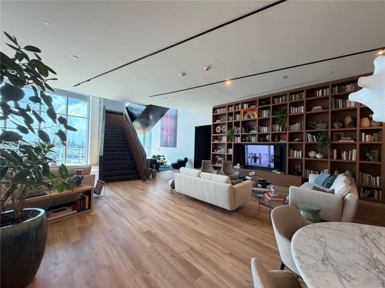 1400 Biscayne Blvd, Unit 1807, Miami, FL 33132 Photo