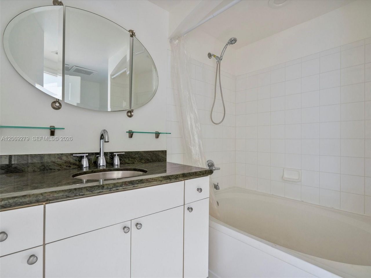 9172 Collins Ave, Unit 216, Surfside, FL 33154 Photo
