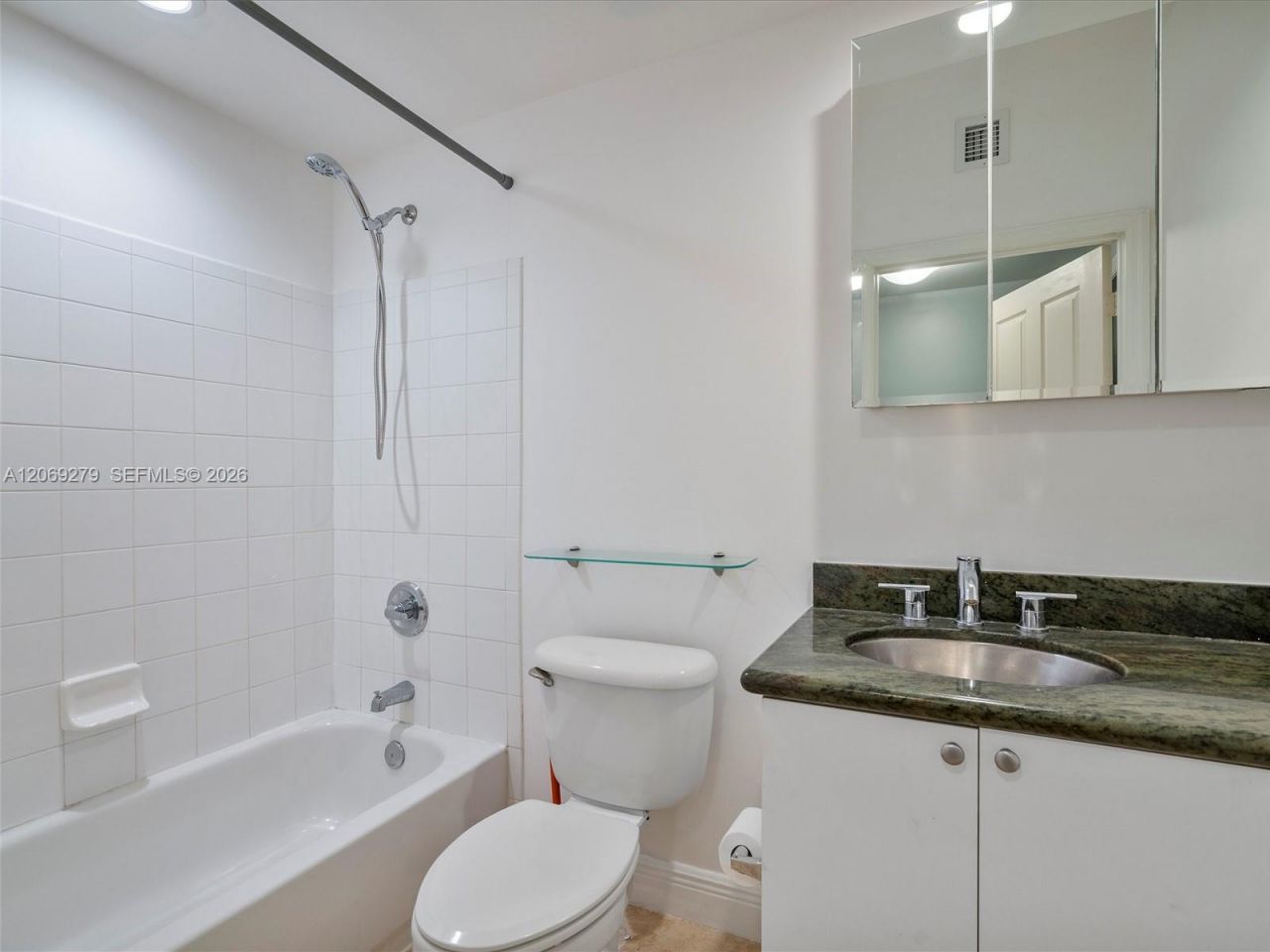 9172 Collins Ave, Unit 216, Surfside, FL 33154 Photo