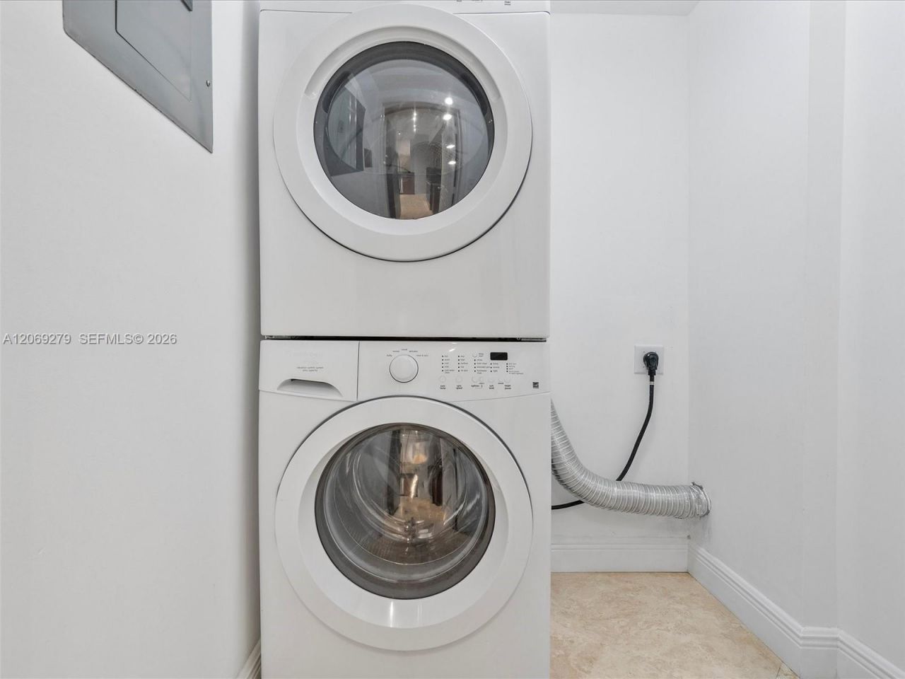 9172 Collins Ave, Unit 216, Surfside, FL 33154 Photo
