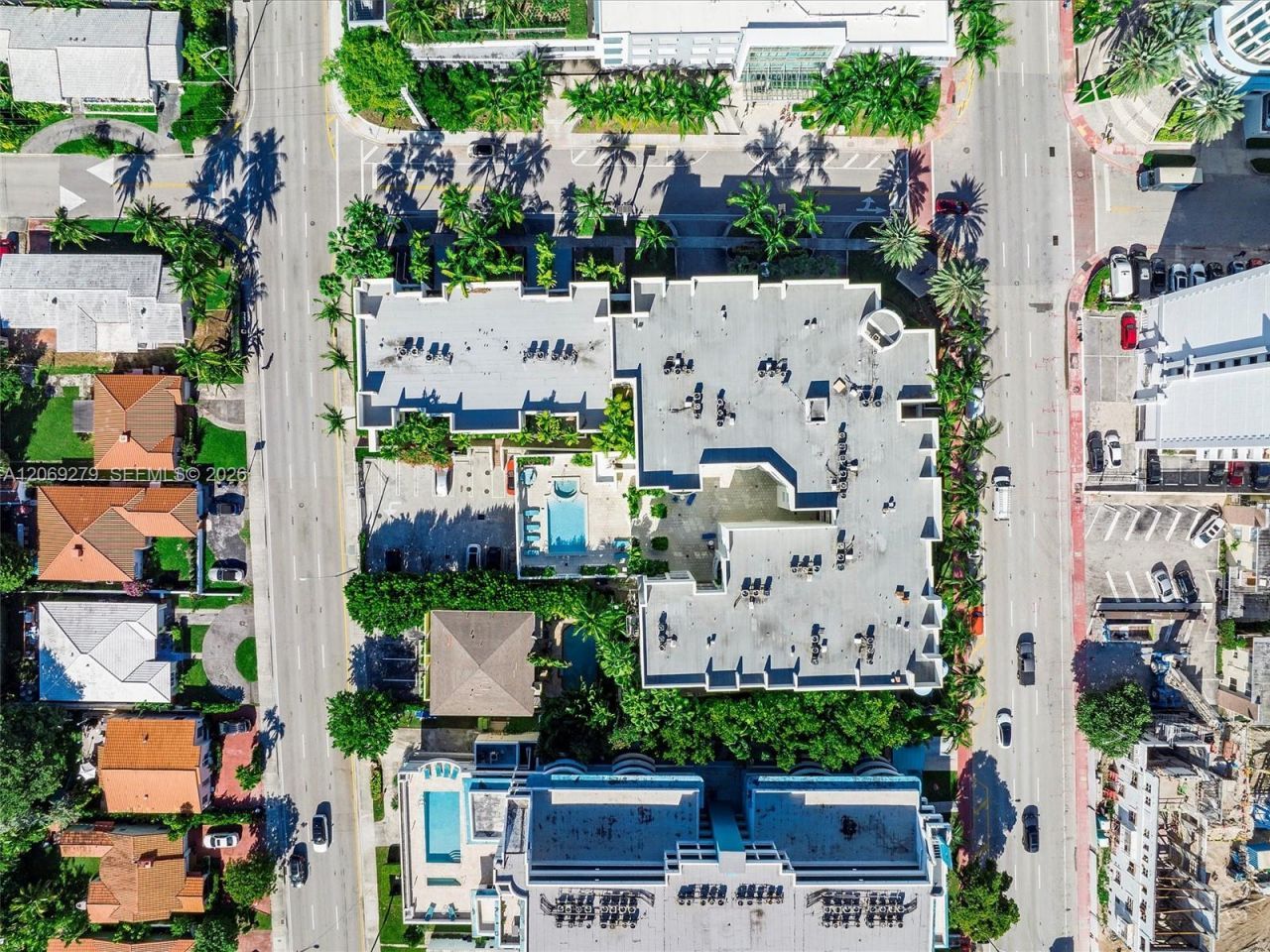 9172 Collins Ave, Unit 216, Surfside, FL 33154 Photo