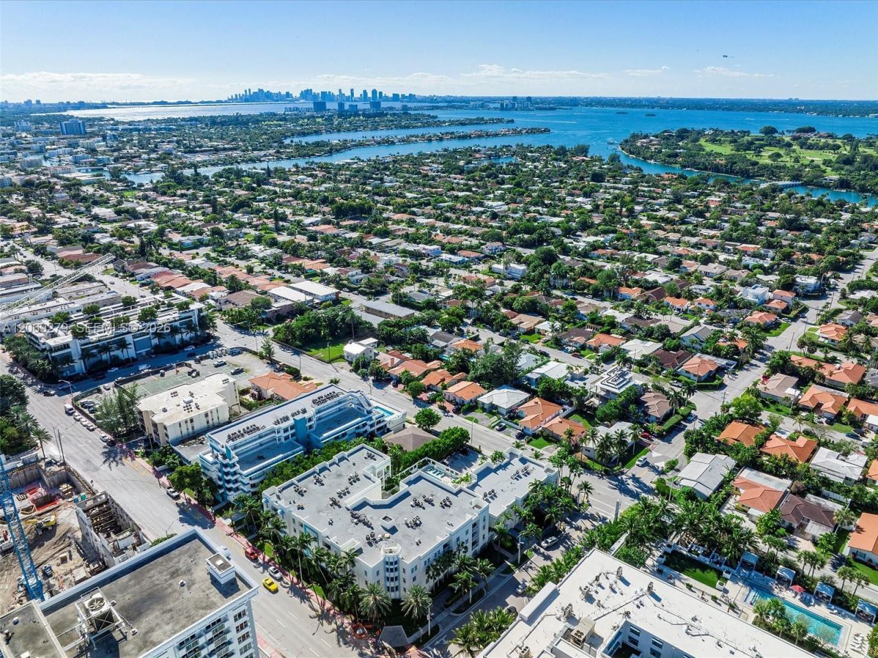 9172 Collins Ave, Unit 216, Surfside, FL 33154 Photo