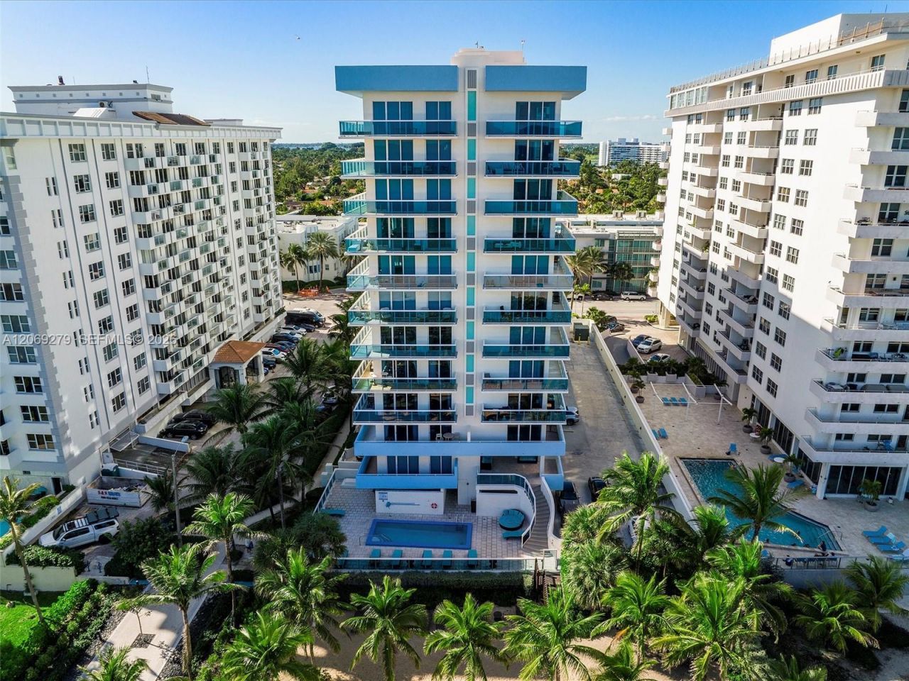 9172 Collins Ave, Unit 216, Surfside, FL 33154 Photo