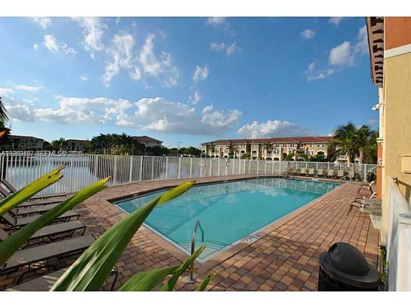 10855 NW 88th Ter, Unit 103, Doral, FL 33178 Photo