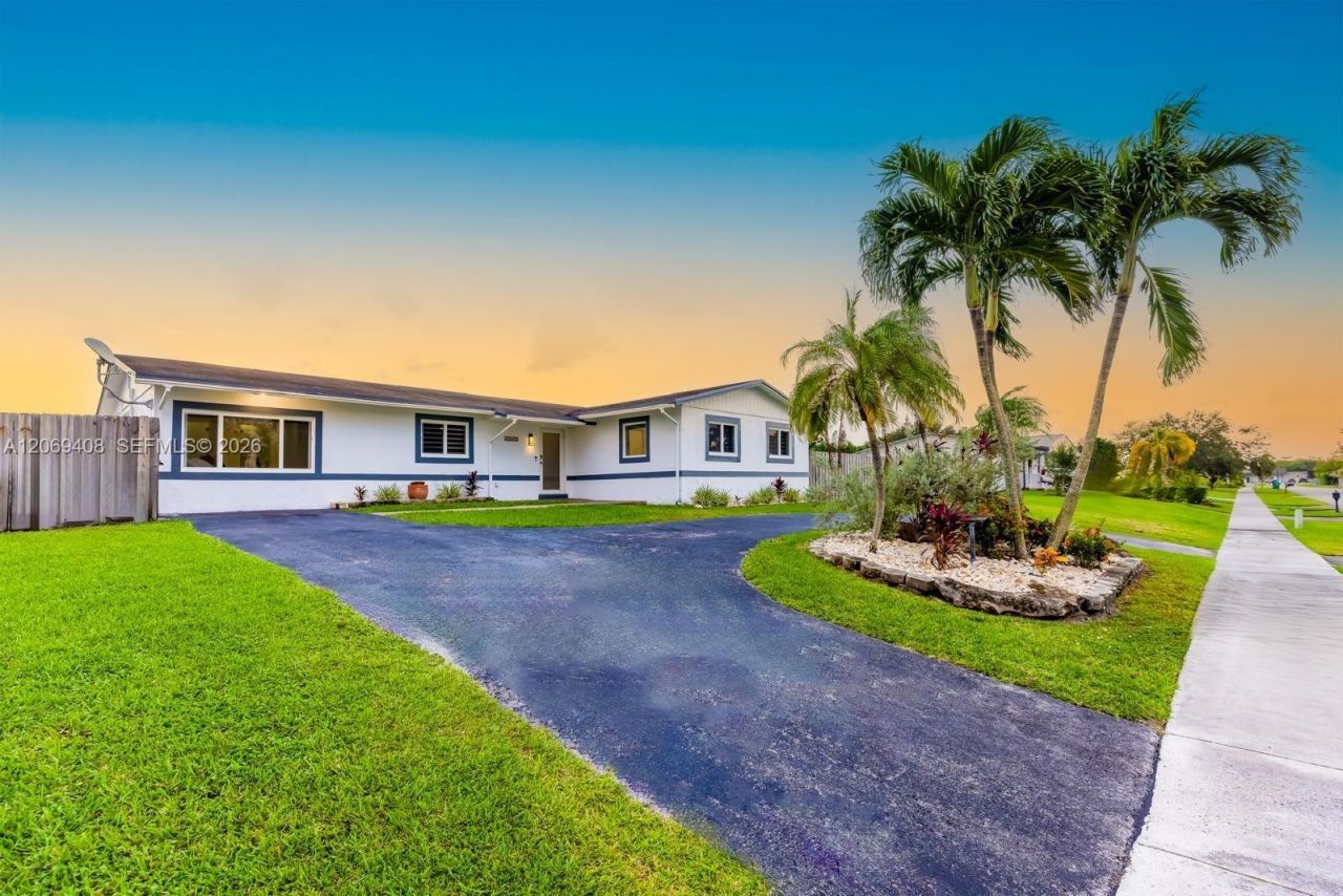27665 SW 163rd Ave , Homestead, FL 33031 Photo