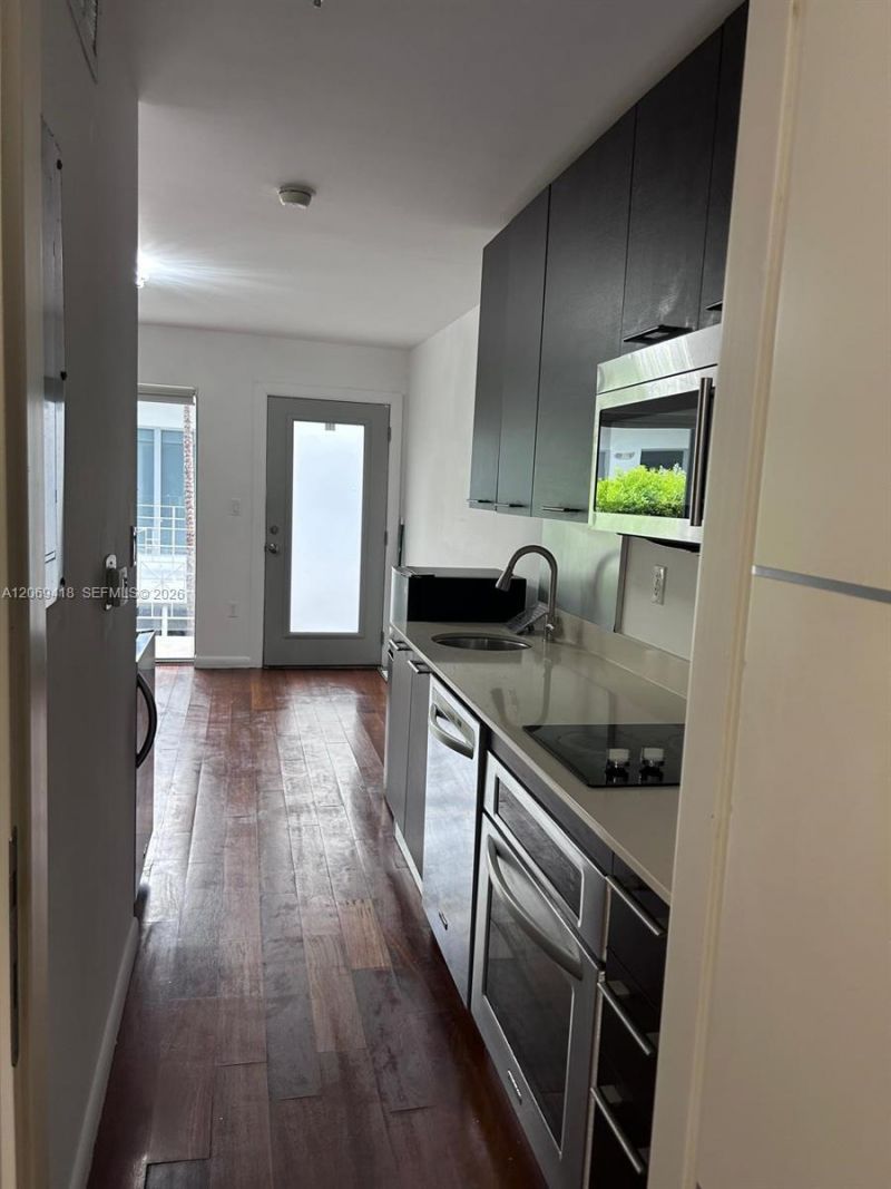 1560 Pennsylvania Ave , Unit 222, Miami Beach, FL 33139 Photo